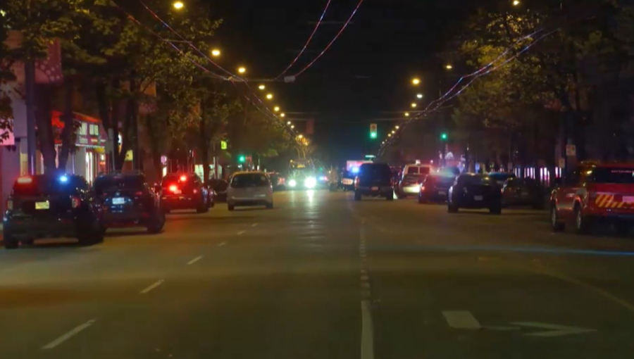 Ванкуверде бәзбіреу көлікпен бір топ адамды қағып кетті