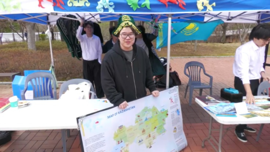 Казахстанские студенты приняли участие в фестивале весны в Корее