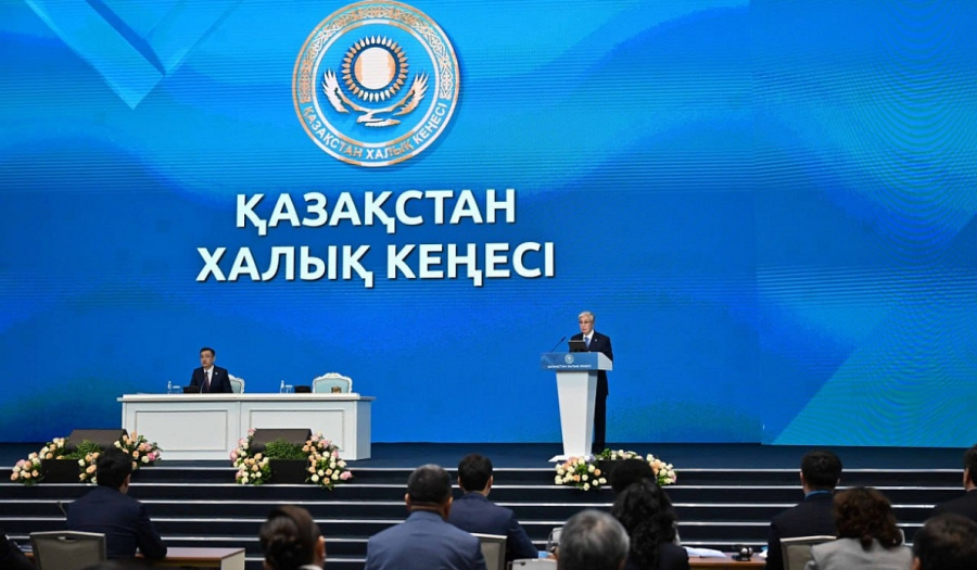 Президент выступил на первой сессии Халық Кеңесі