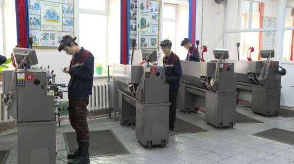 100 тысяч школьников прошли профдиагностику на платформе EduNavigator 