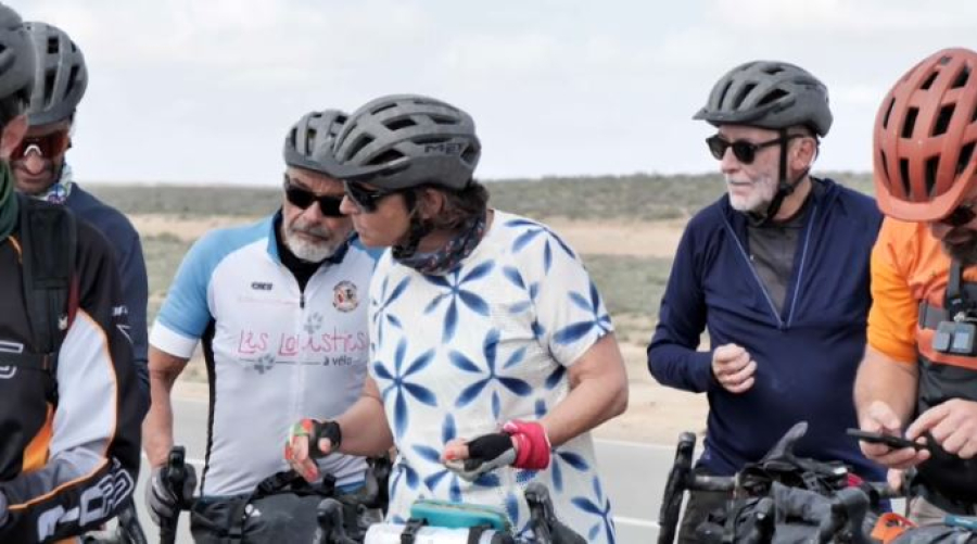 Французские путешественники прибыли в урочище Бозжыра