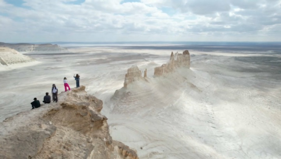 В урочище Бозжыра строят визит-центры