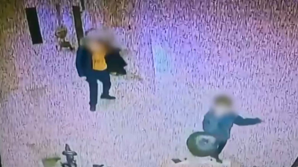 Астанада балаларға жұдырық жұмсаған азамат ұсталды