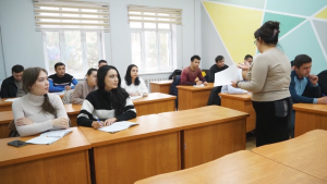 ЕҰУ оқытушы-профессорлары Өзбекстан студенттеріне дәріс оқыды
