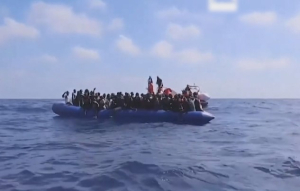 Европарламент призывает объединиться в спасении мигрантов