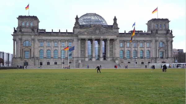 Немецкие депутаты приедут наблюдать за парламентскими выборами