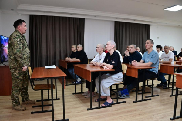 Весенний призыв: астанчане отправилась служить на границу