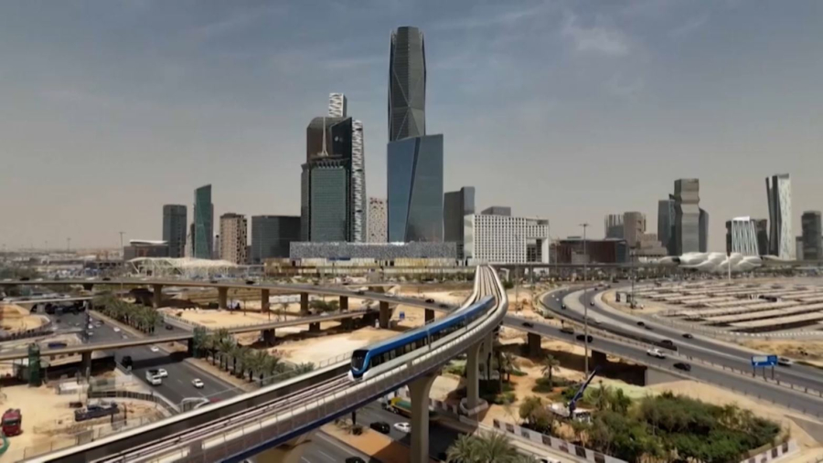 Сауд Арабиясында алкоголь сатуға рұқсат беріледі