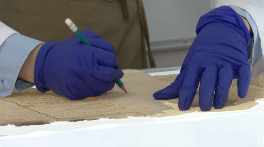 Ең алғашқы кітаптар қалай жасалды?