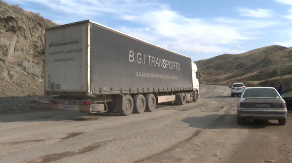 Күйік асуындағы күре жол құрылысы кестеден кешікті