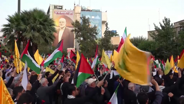 Власти Ирана приказали нанести удар по Израилю