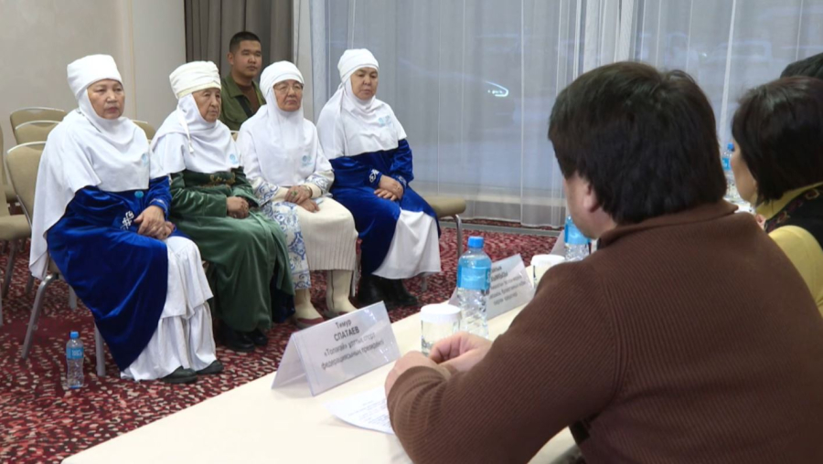 ЛГБТ насихатына тыйым: қоғамдық ұйым өкілдері пікір білдірді