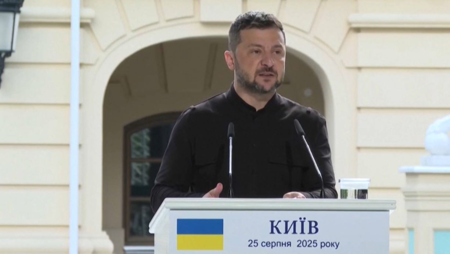 Зеленский АҚШ-тан айына $1 млрд қару сатып алмақ