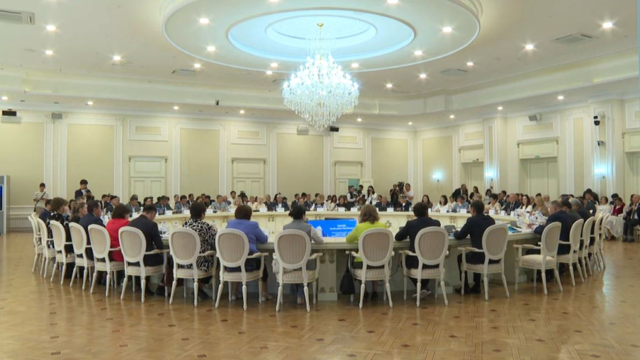 Республиканский форум этномедиаторов проходит в Актау