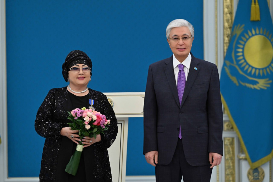 Мақпал Жүнісова «Барыс» орденімен марапатталды