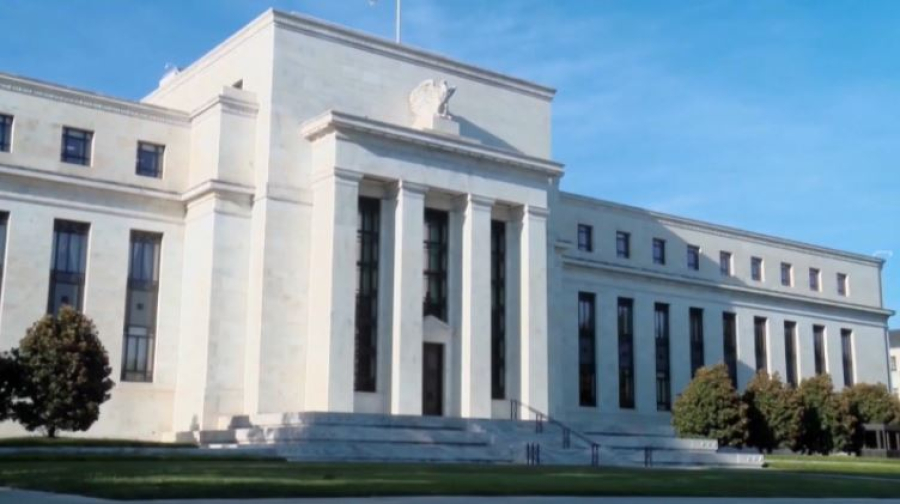 Сенат США предложил запретить закуп иностранных самолётов для президента