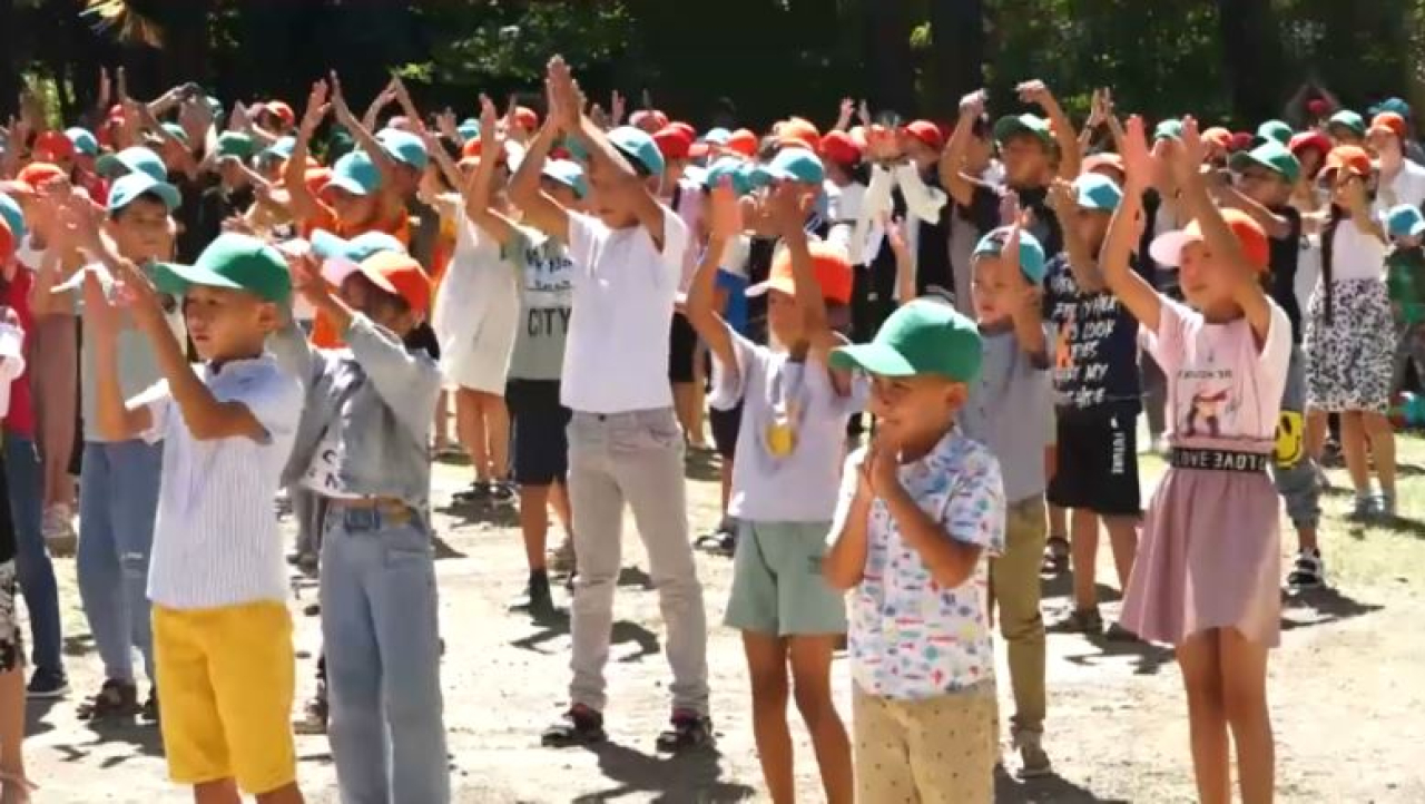 Больше 190 тысяч школьников отдохнут в летних лагерях Жамбылской области