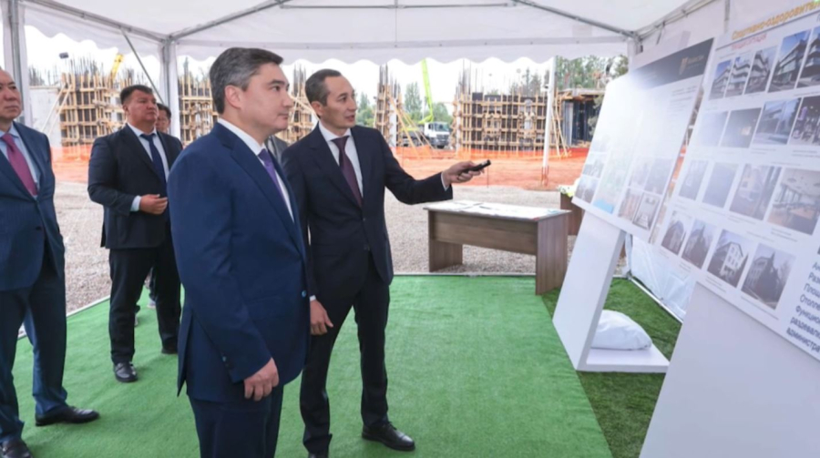 О. Бектенов ЕҮАК-тың шағын құрамдағы отырысына қатысты