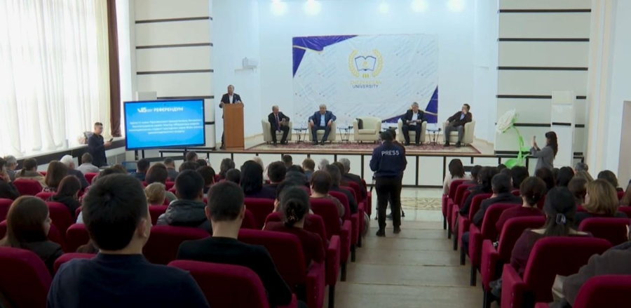 Жезқазғанда ұстаздар Ата заңның жаңа жобасын талқылады