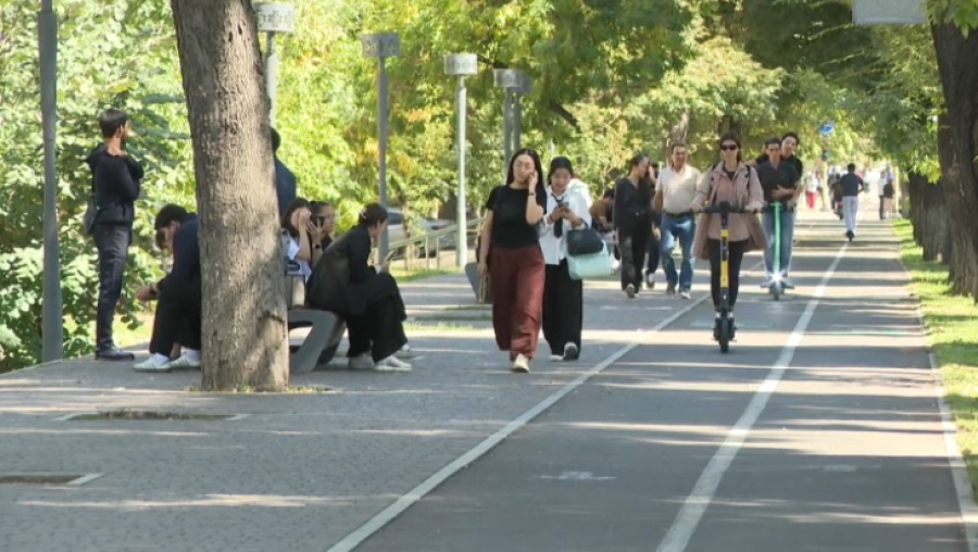 Как сделать электросамокаты безопасными для пешеходов