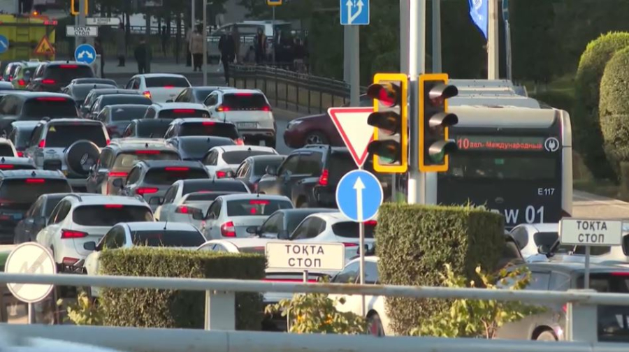 40% автомобилей в РК эксплуатируются больше 20 лет