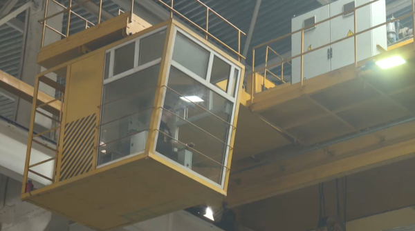 Молодая крановщица с 6-летним стажем работает в Астане