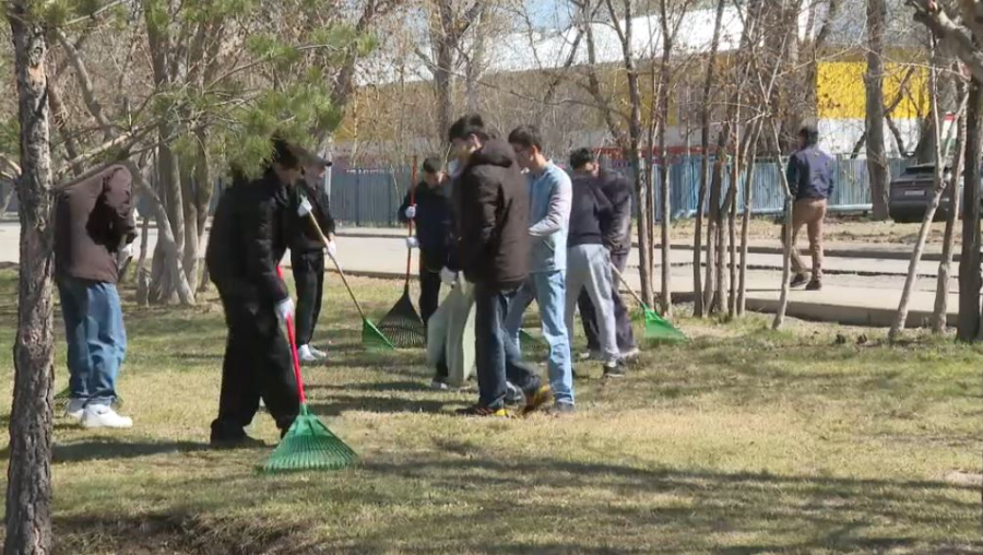 Общереспубликанский субботник прошёл в Астане