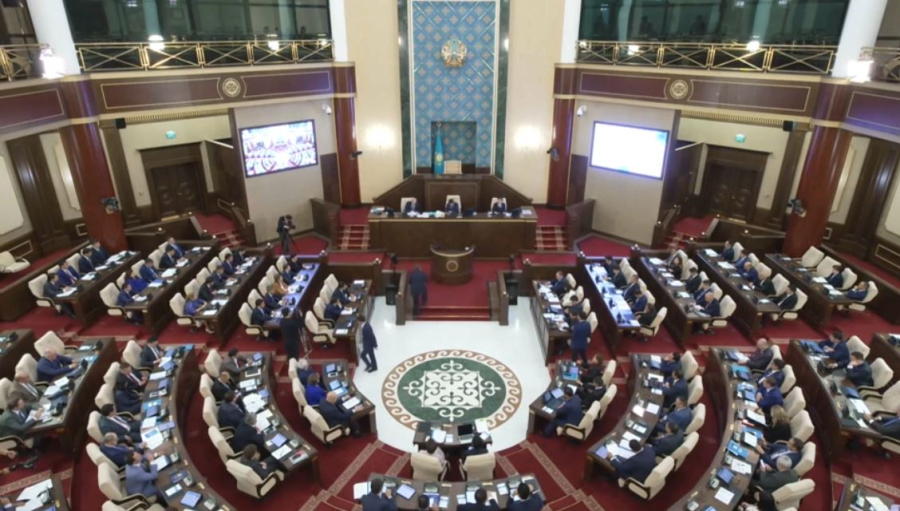 Алдағы бес жылда 1 млн қазақстандық ЖИ дағдыларын үйренеді