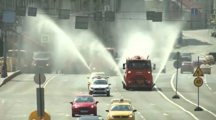 Сильная жара накрыла Москву