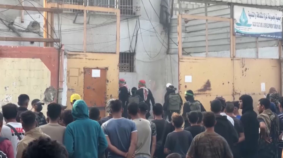 ХАМАС передал семь заложников Израилю