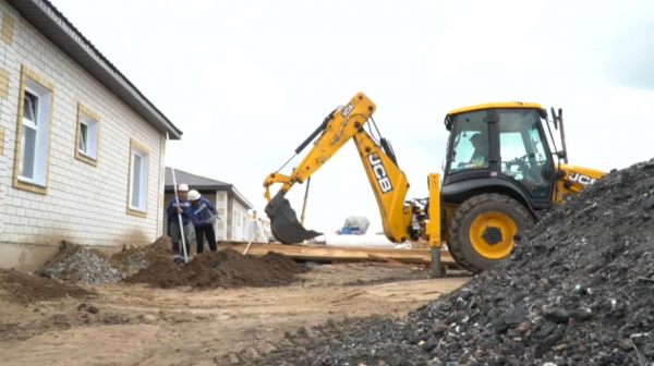 В Павлодарской области восстанавливают дома после паводков