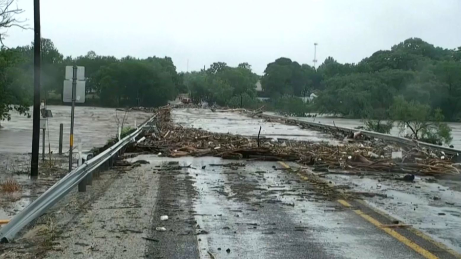 24 человека погибли в Техасе из-за наводнений