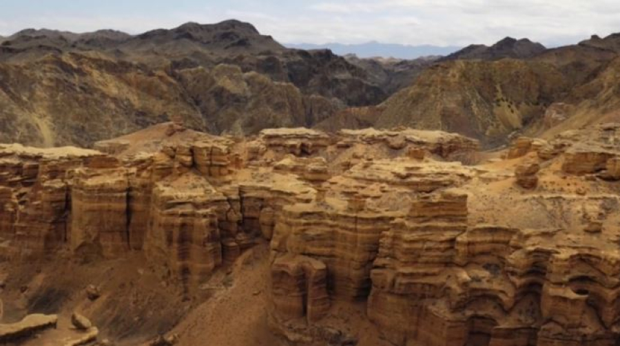 Казахстан увеличил расходы на развитие туризма