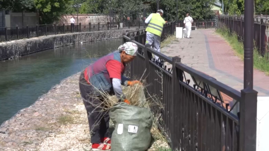 Шымкентте Қошқар ата өзенінің табаны тазартылды
