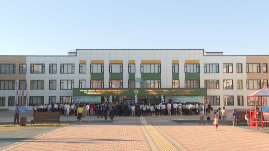 Елімізде үш ауысымды мектептер саны төрт есе азайды