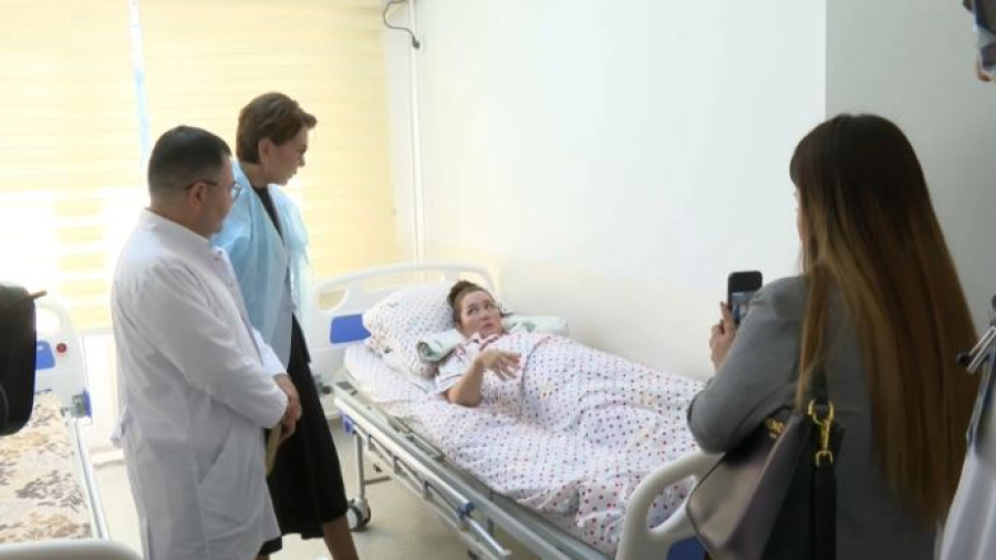 Онкологи провели уникальную операцию на трахее