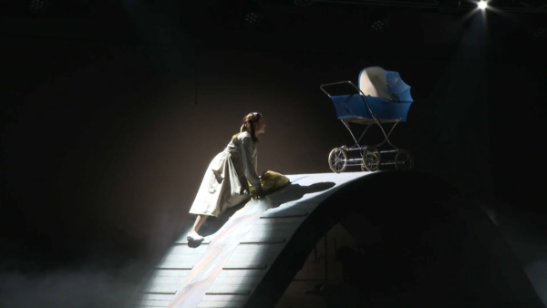 Алматыда «Мені тауып алшы» спектаклінің тұсаукесері өтті