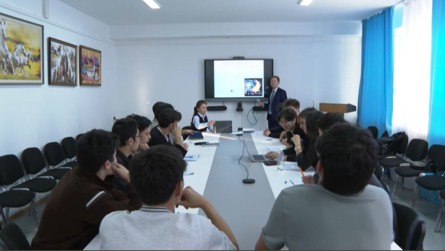 Обладатели «Алтын белгі» стали чаще поступать на педагогические специальности