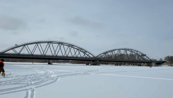 Шығыстағы өзендерде мұз жару жұмыстары жүріп жатыр