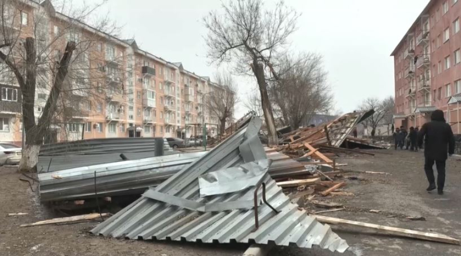 ЧС объявили из-за сильного ветра в Сарысуском районе