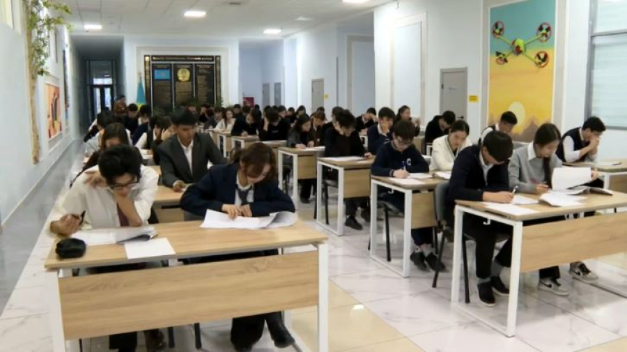 «XXI ғасыр көшбасшысы»: школьники готовятся к республиканскому этапу