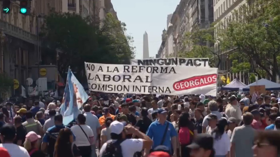 Жители Аргентины вышли на протесты