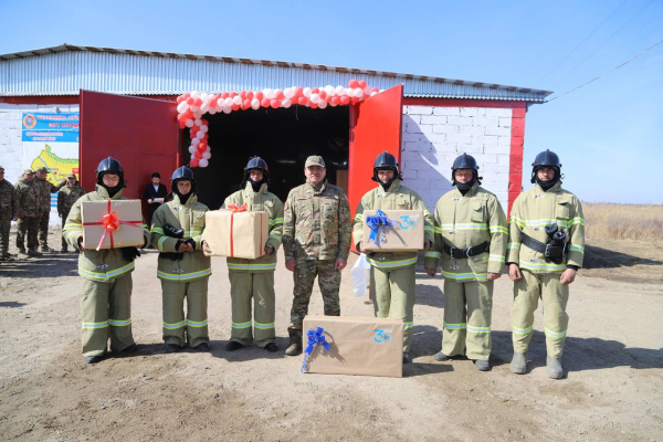 Добровольцы против огня в области Абай