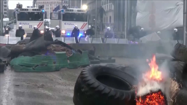 В Брюсселе фермеры вновь вышли на протест