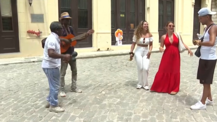 Число туристов на Кубе сократилось на 25%