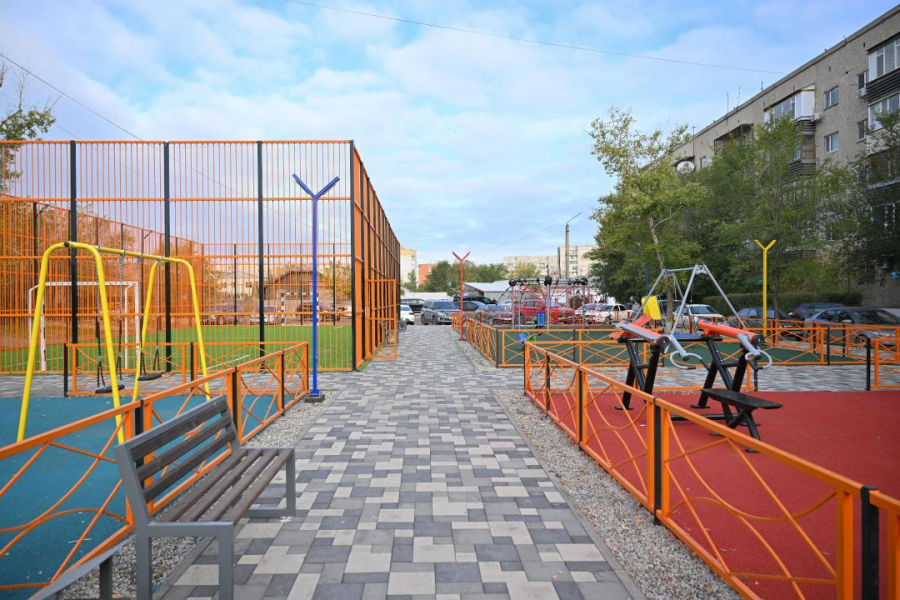 30 дворов благоустроили в Семее