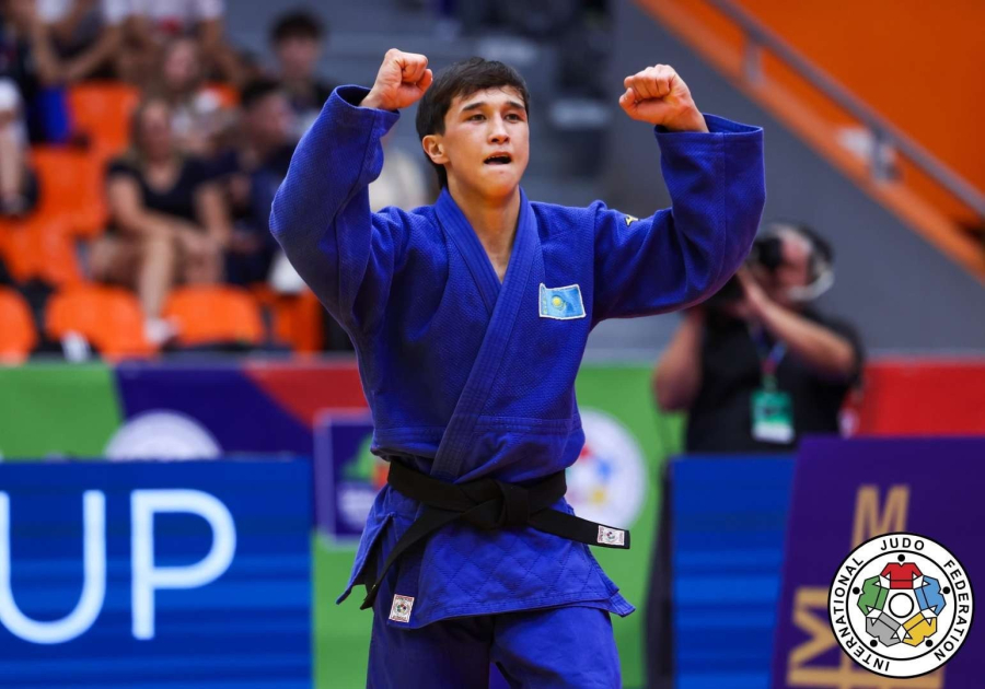 Казахстан завоевал первую медаль на ЧМ по дзюдо среди кадетов