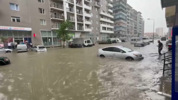 Дождь, град и ураган: в Грузии устраняют последствия непогоды