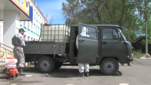 В Петропавловске борются с комарами после паводков