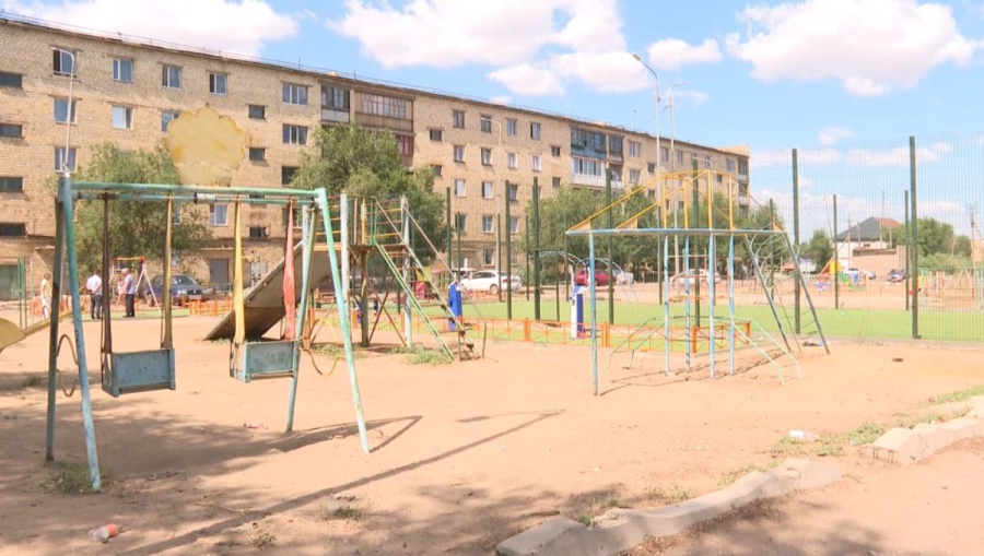 Жезқазғанда балалар ойнайтын алаң жетіспейді